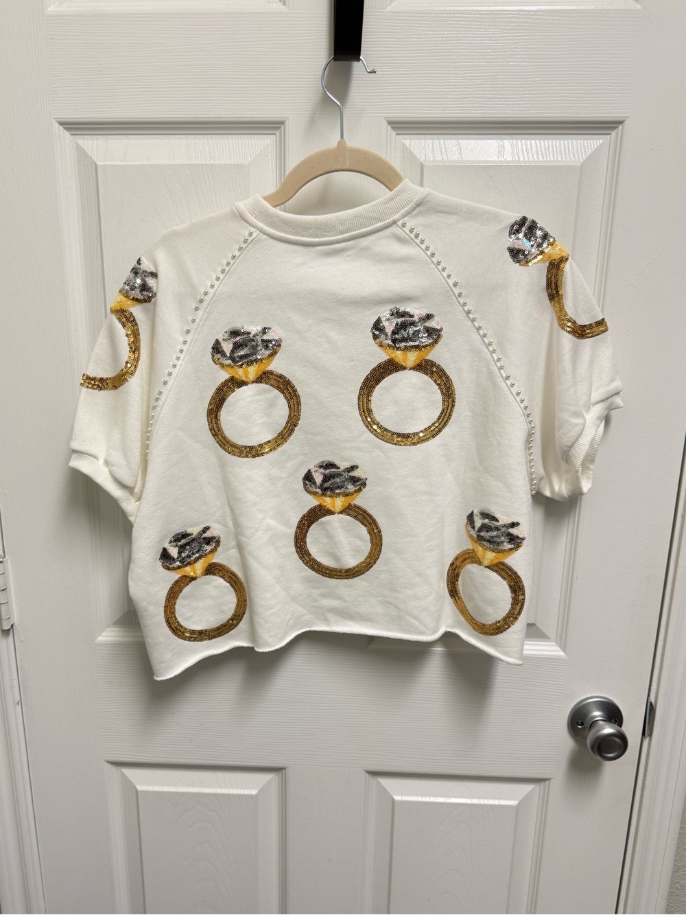 NWT Queen of Sparkles White Ring Cropped Sweater Top - Picture 9 of 9